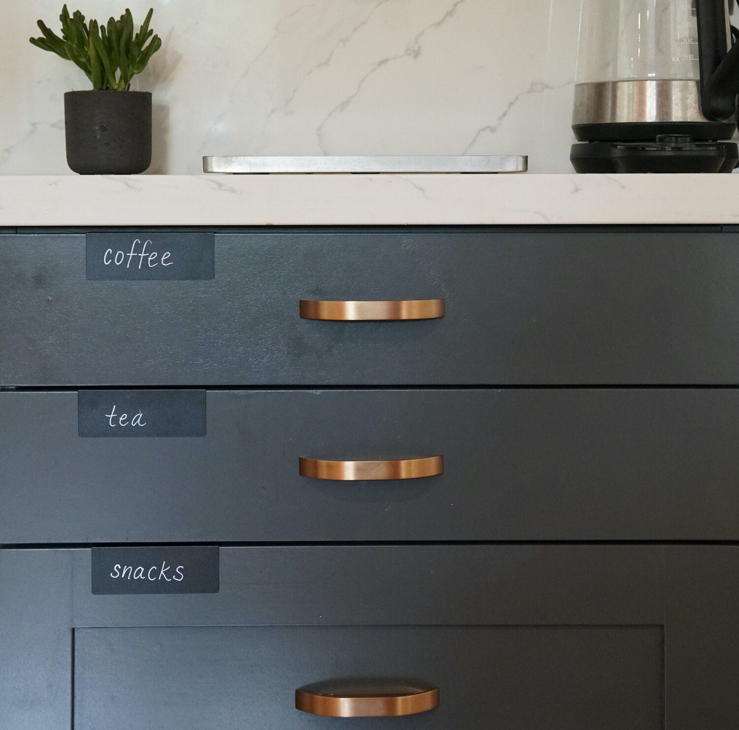 Cabinet Label Clip (8 pack) • Black